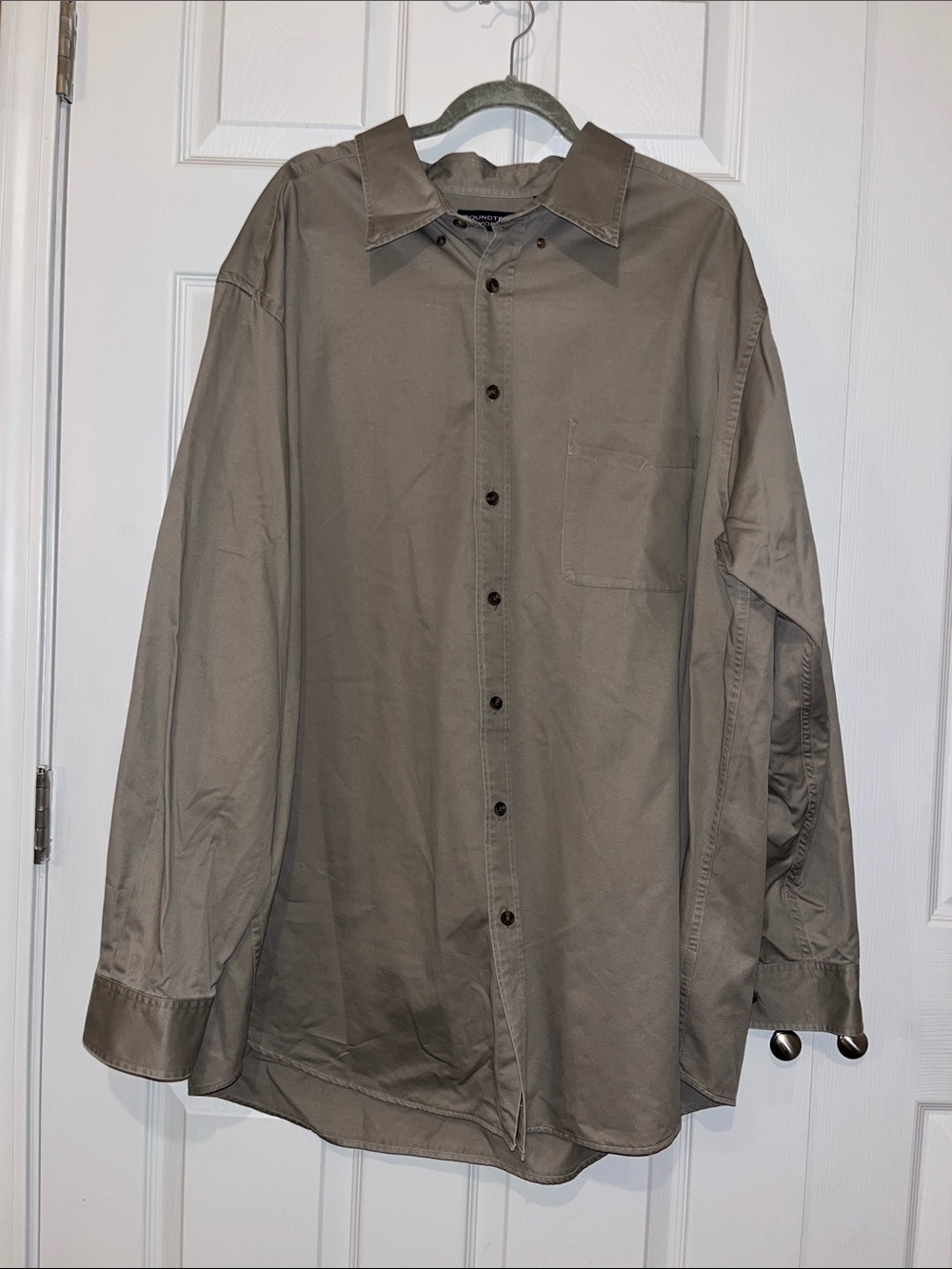 Roundtree & Yorke Taupe Button-Up Shirt
